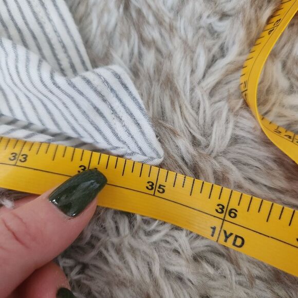 American Rag Tunic Tank with Long Side Tails White with Gray Stripes Size Medium - Picture 10 of 10